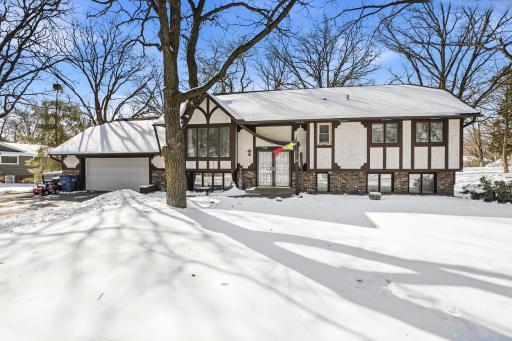 1726 Woodland Road, Saint Cloud, MN 56304