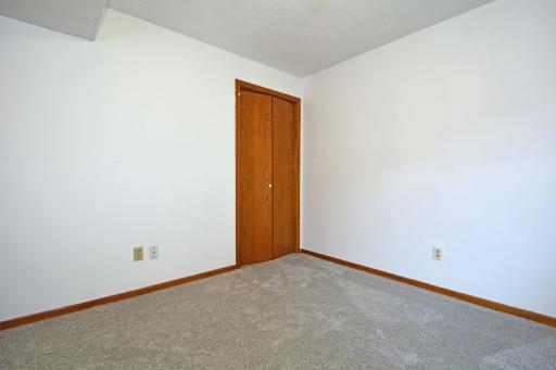 7581 23rd Street N, Saint Paul, MN 55128
