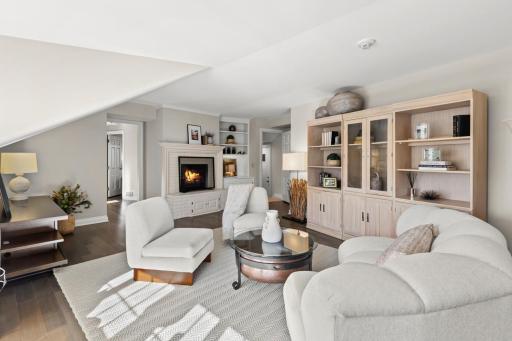 11228 Willowood Avenue, Eden Prairie, MN 55344