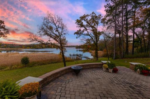 11228 Willowood Avenue, Eden Prairie, MN 55344