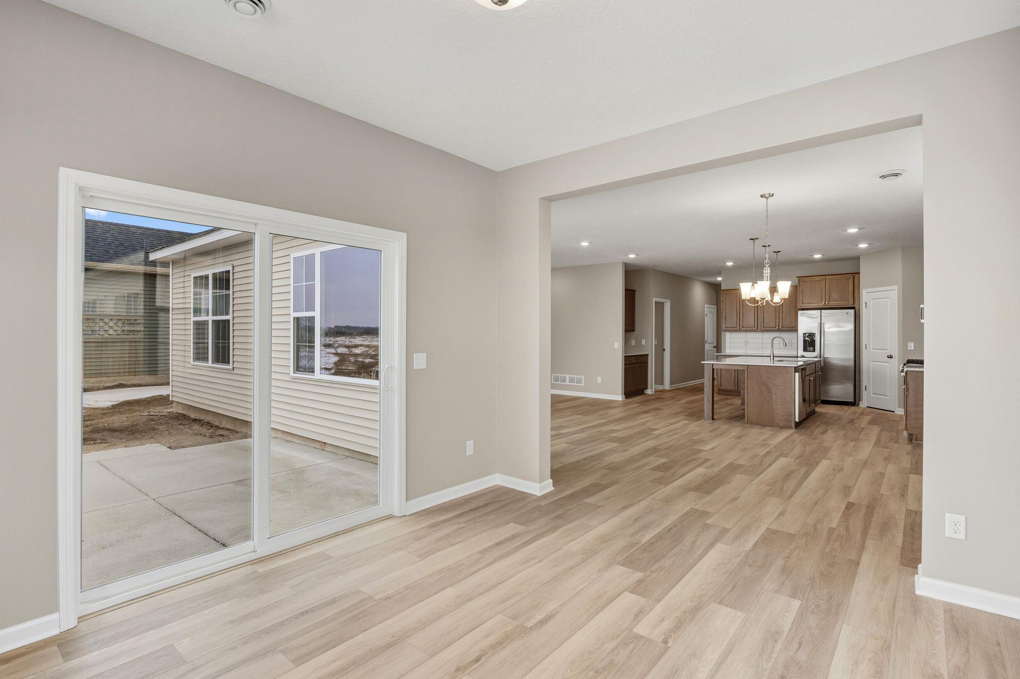 Morning room - open-concept living - actual