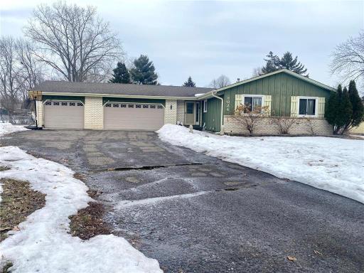 8024 Vincent Circle N, Minneapolis, MN 55444