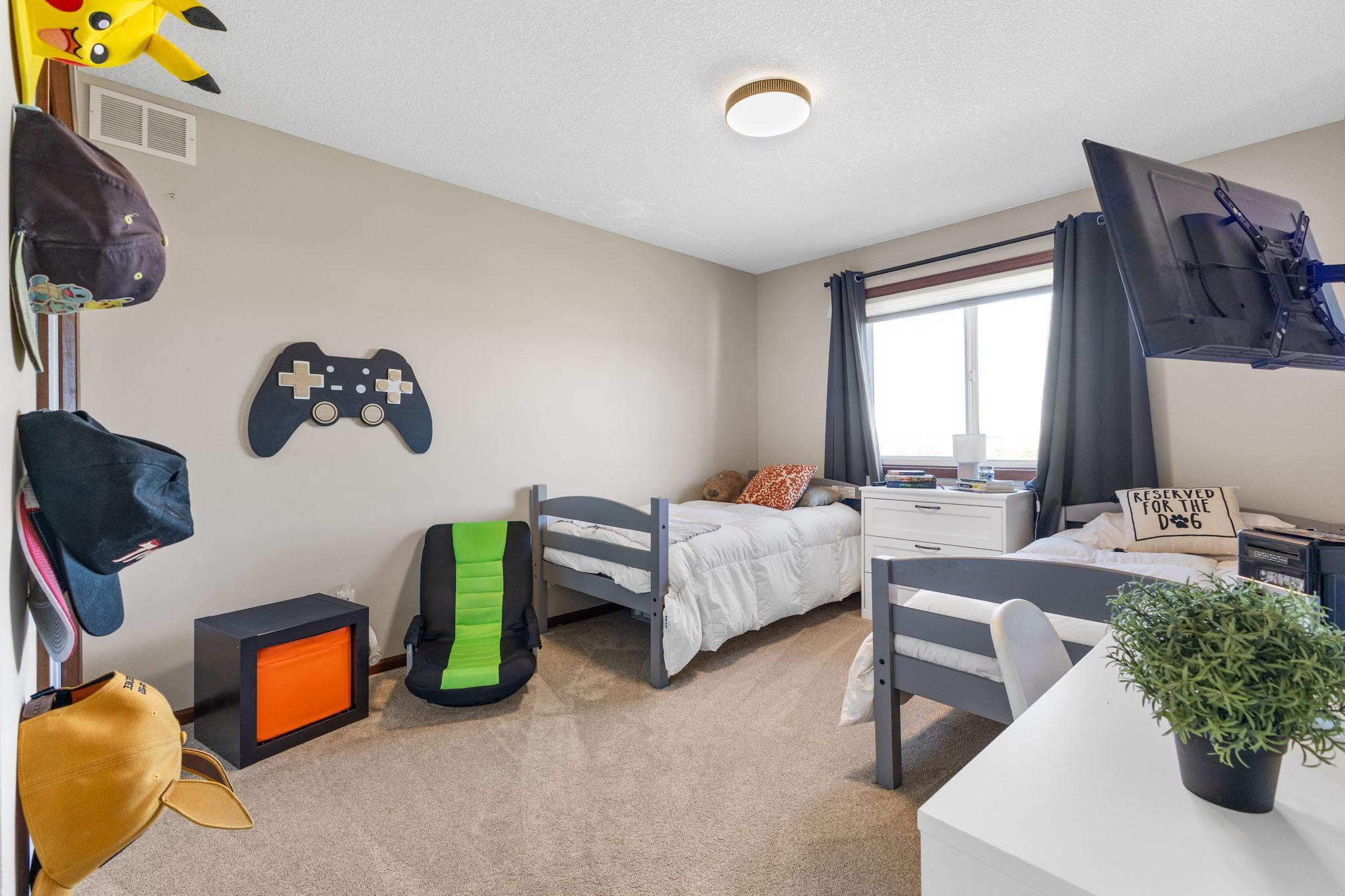 Upper level bedroom 4