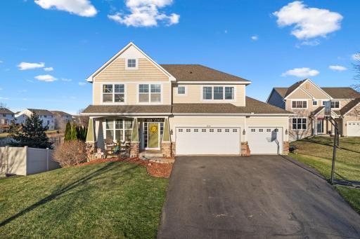 Photo for 1955 River Bluff Court, Shakopee, MN 55379 - listing #7037814 1955 River Bluff Court, Shakopee, MN 55379