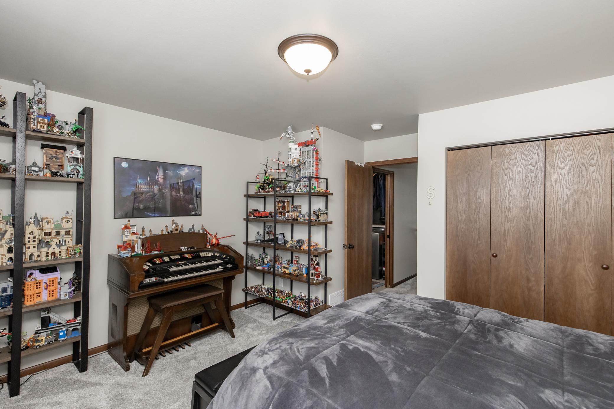 2nd Bedroom