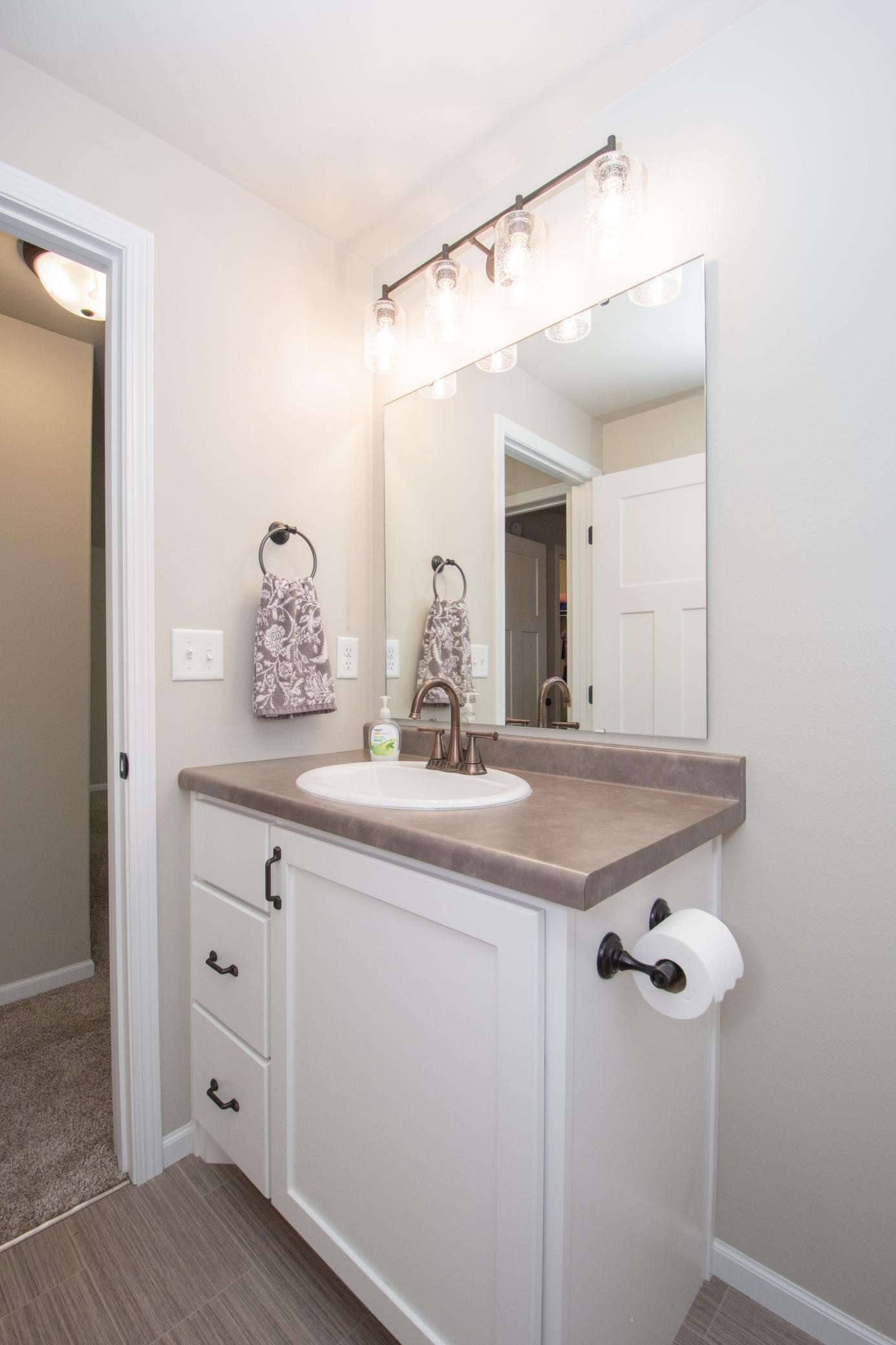 Full bathroom basement