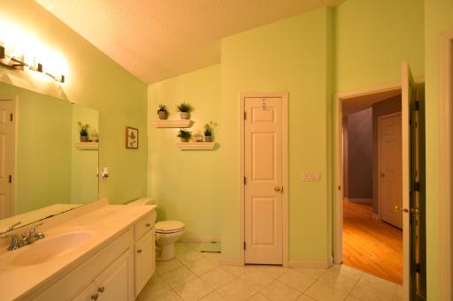 2014 Fox Valley Drive SW, Rochester, MN 55902