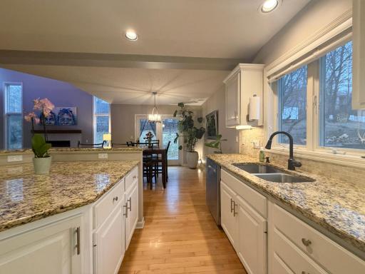 2014 Fox Valley Drive SW, Rochester, MN 55902