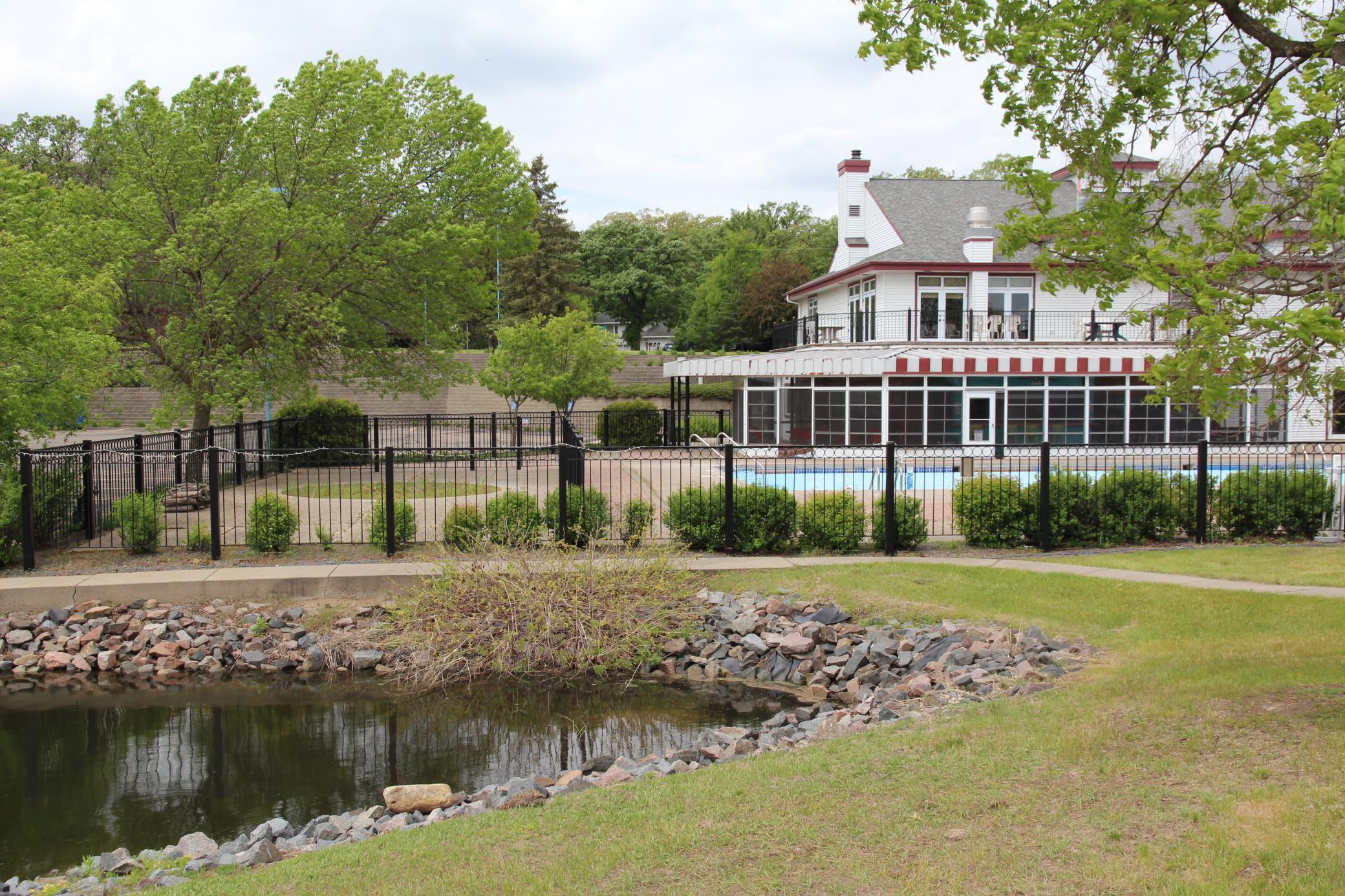 Community Club House & Outdoor Pool