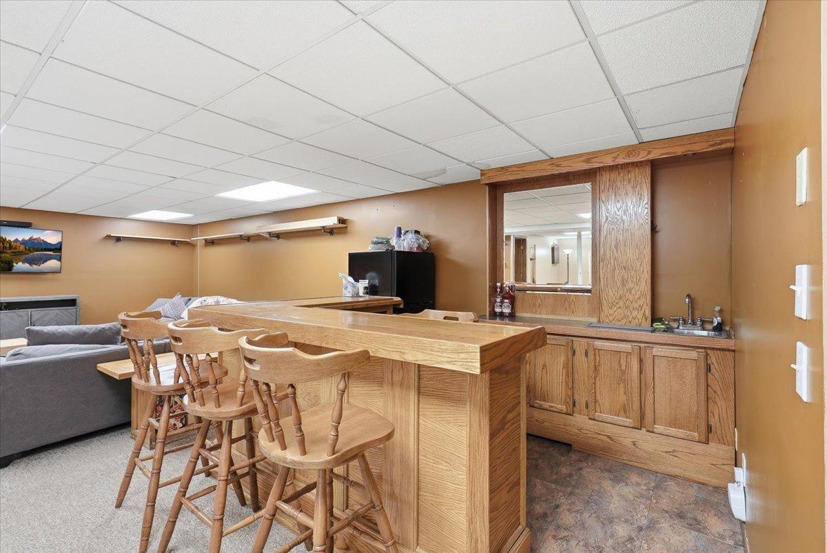 Wet bar in the lower level. So nice!