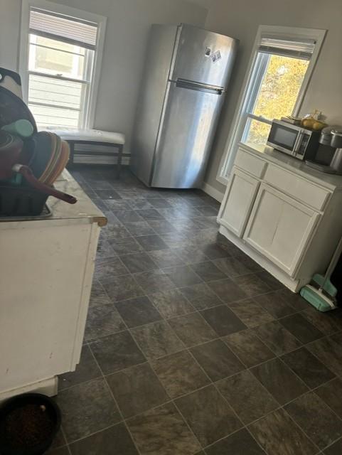 Unit 2 Kitchen 3.jpg