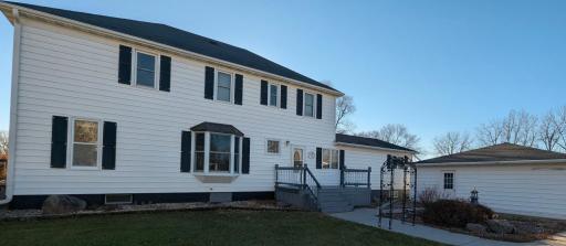 Boasting 4078 finished SF there was a 576 SF addition in 1980 adding a primary bedroom.