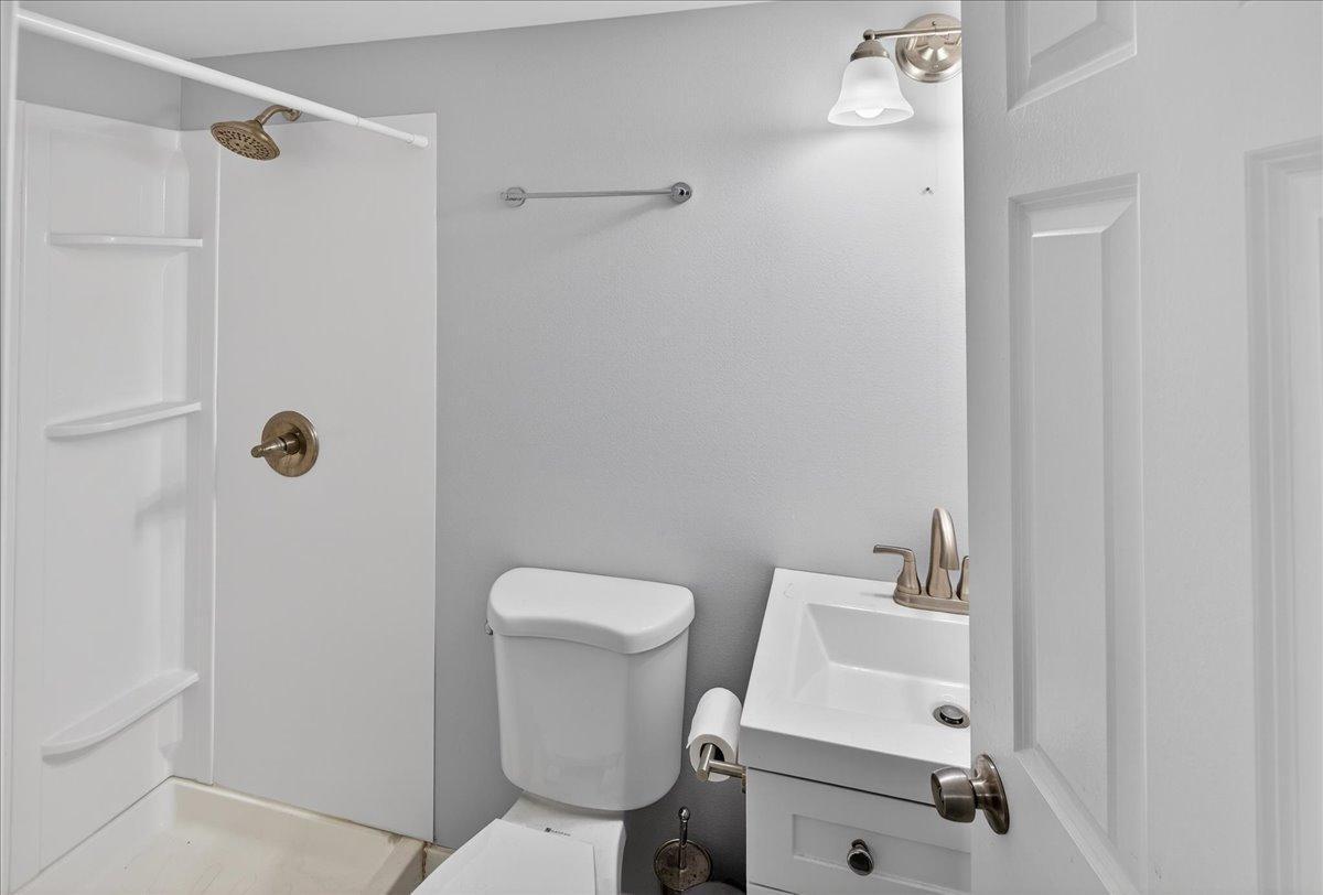 Lower Level 3/4 bathroom.