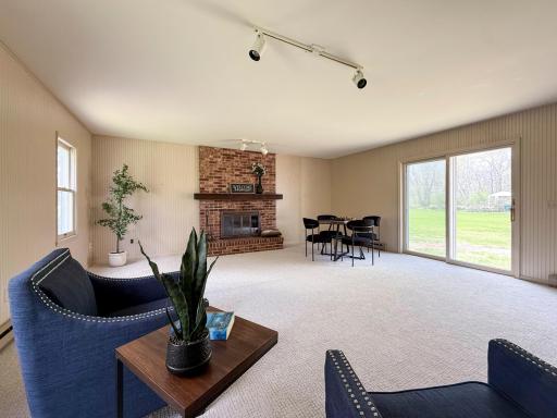 1040 Mayowood Road SW, Rochester, MN 55902