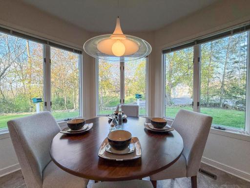 1040 Mayowood Road SW, Rochester, MN 55902