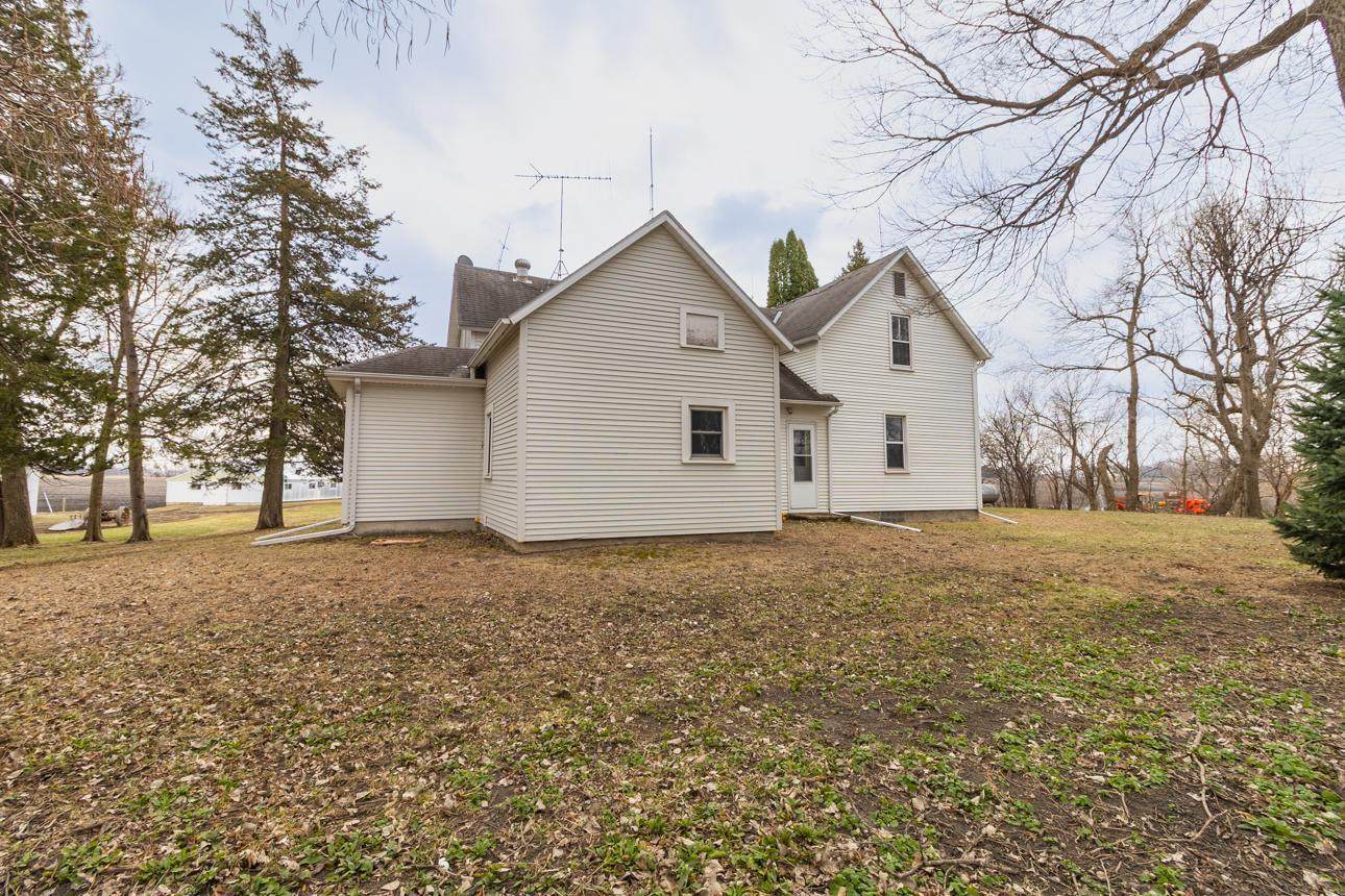 16827 Walden Ave pic 26jpg.jpg