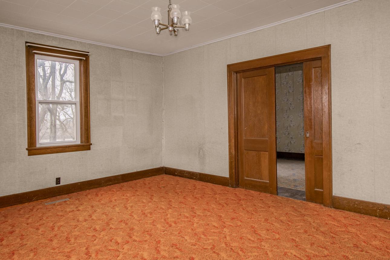 16827 Walden Ave pic 36pg.jpg