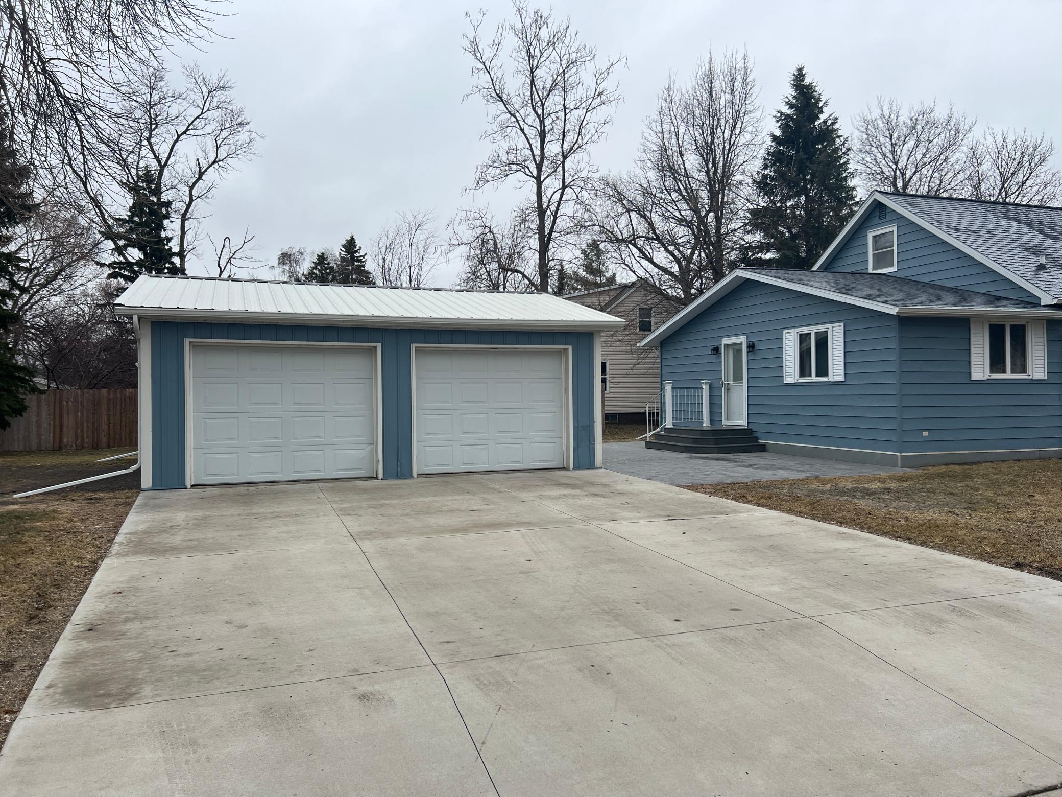 Patio between house and garage