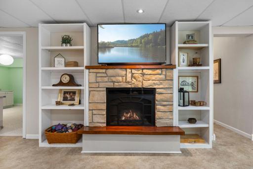 31789 Lakeway Drive NE, Cambridge, MN 55008