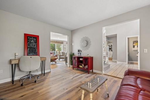 31789 Lakeway Drive NE, Cambridge, MN 55008