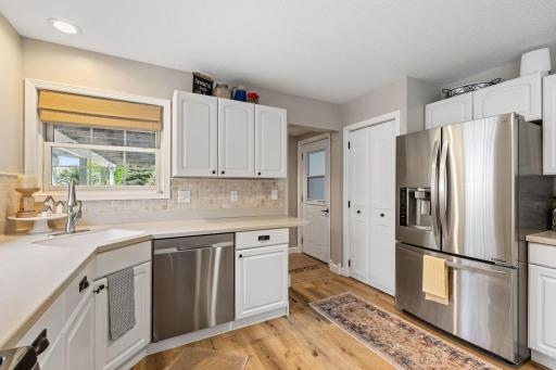31789 Lakeway Drive NE, Cambridge, MN 55008