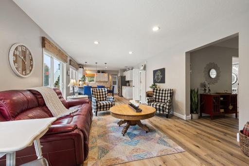 31789 Lakeway Drive NE, Cambridge, MN 55008