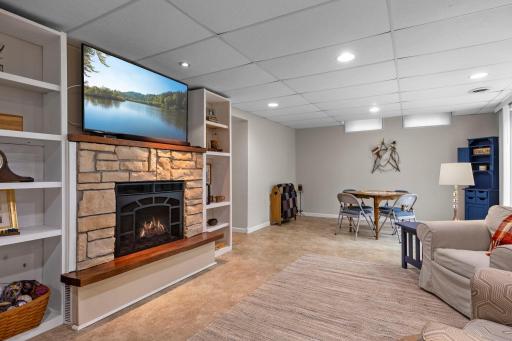 31789 Lakeway Drive NE, Cambridge, MN 55008
