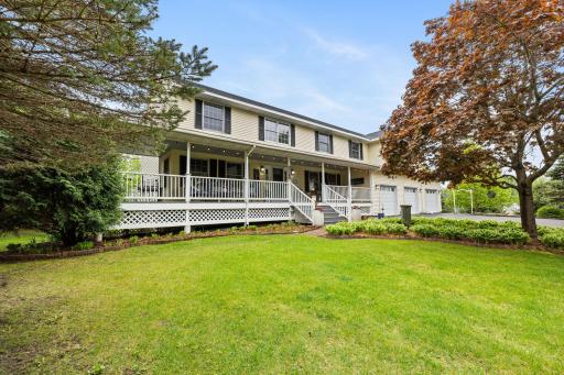 31789 Lakeway Drive NE, Cambridge, MN 55008