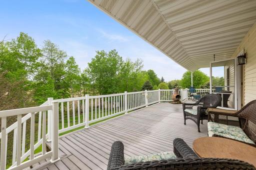 31789 Lakeway Drive NE, Cambridge, MN 55008