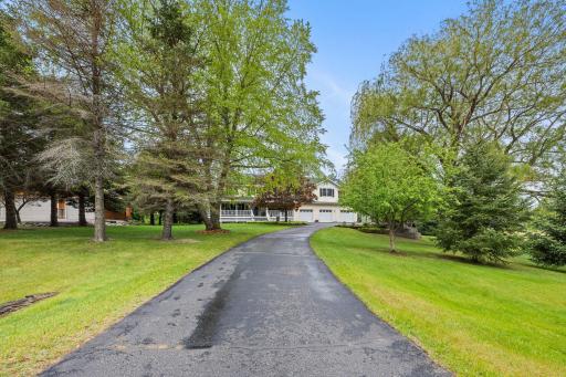 31789 Lakeway Drive NE, Cambridge, MN 55008