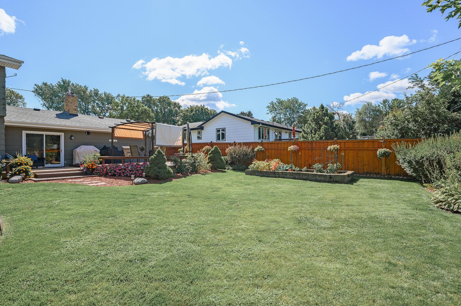Additional view of backyard.