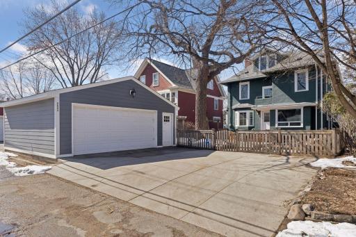 2623 Irving Avenue S, Minneapolis, MN 55408