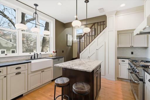 641 Goodrich Avenue, Saint Paul, MN 55105