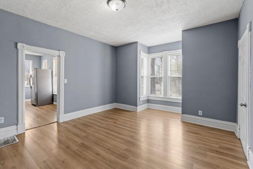 936 Duchess Street, Saint Paul, MN 55106
