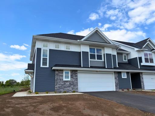 21693 Lilac Drive, Farmington, MN 55024