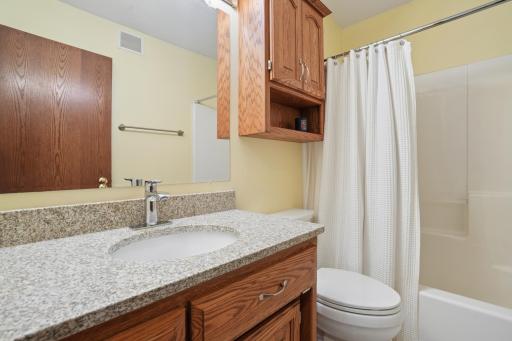 2209 Victoria Rose Drive S, Fargo, ND 58104