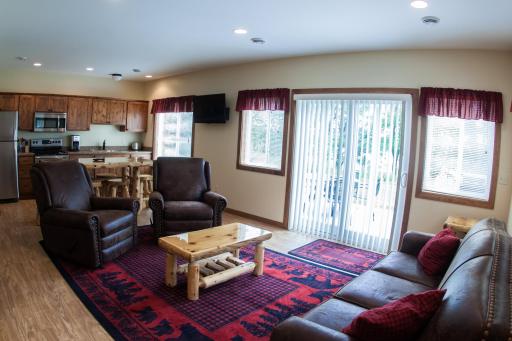 h1. Lower level Family Room and Kitchen Lower Level.jpg
