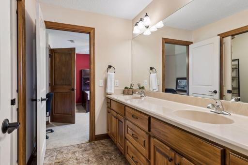 Jack & Jill 3/4 Bath - shared by Bedrooms 4 & 5