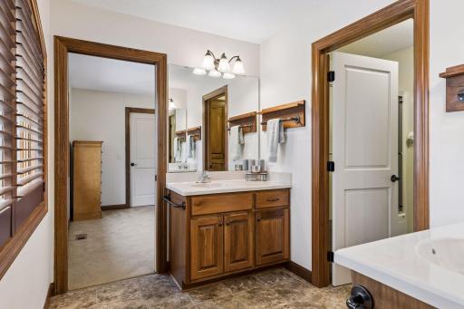 Jack & Jill Full Bath - shared by Bedrooms 2 & 3