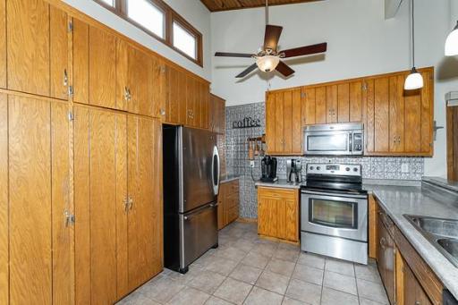 56381 400th Avenue, Zumbro Falls, MN 55991