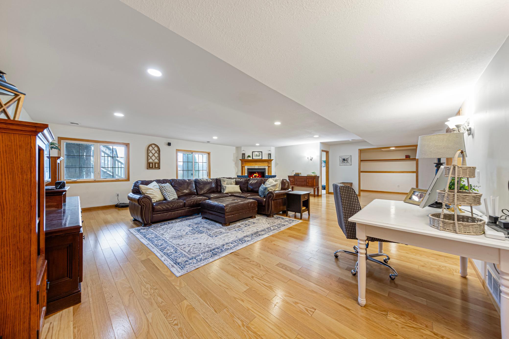 47 family room_lower.jpg