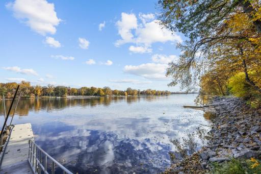 705 W River Parkway, Champlin, MN 55316