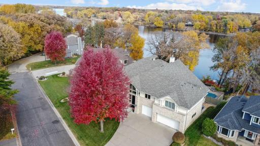 705 W River Parkway, Champlin, MN 55316