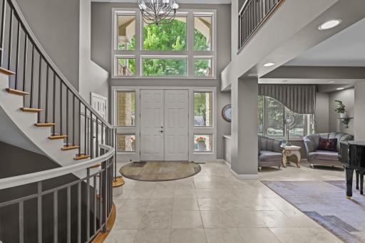 705 W River Parkway, Champlin, MN 55316
