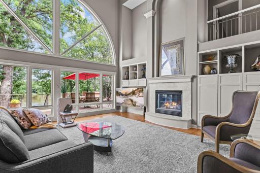 705 W River Parkway, Champlin, MN 55316