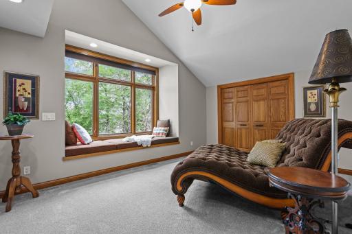705 W River Parkway, Champlin, MN 55316