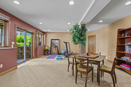 705 W River Parkway, Champlin, MN 55316