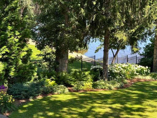 705 W River Parkway, Champlin, MN 55316