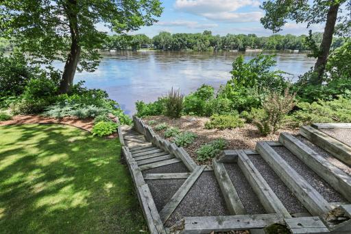 705 W River Parkway, Champlin, MN 55316