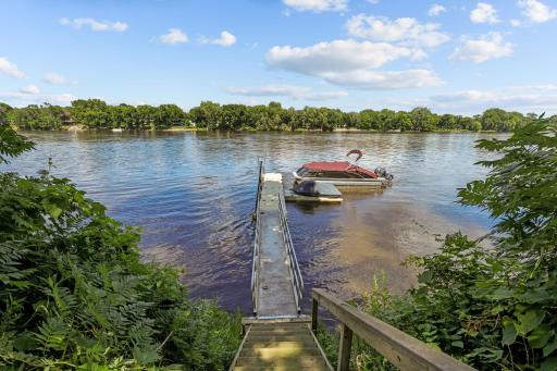 705 W River Parkway, Champlin, MN 55316
